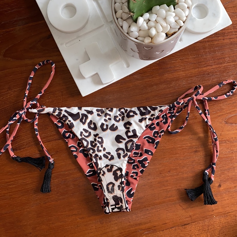 Beach Riot New Reversible Bikini Bottom - Picture 3 of 8